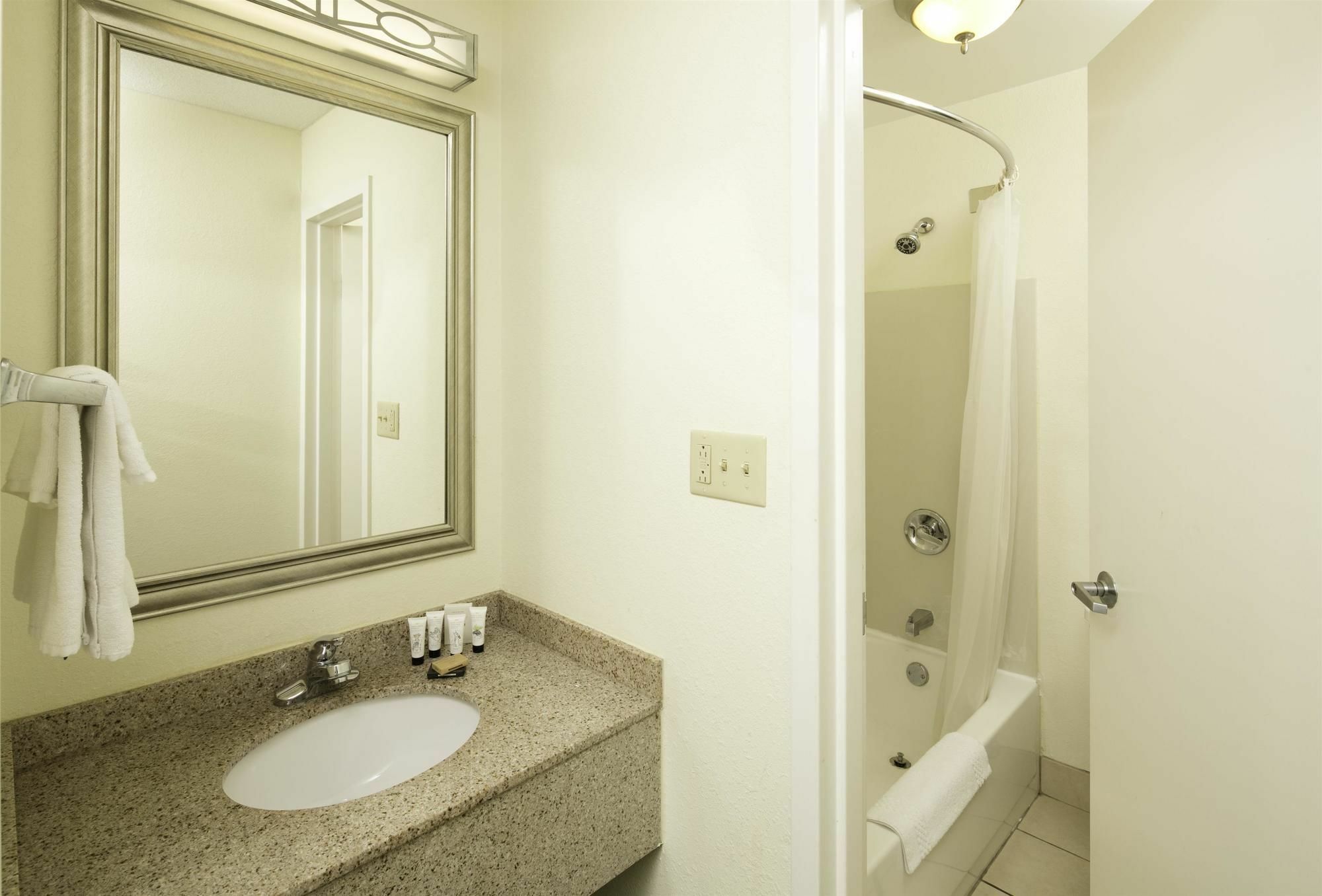 Quality Inn Fayetteville Near Fort Bragg Luaran gambar